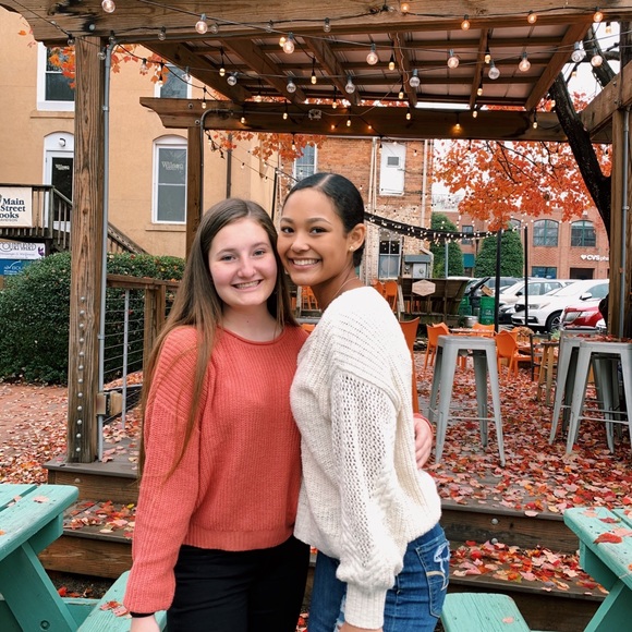 Meet your Posher, Brianna - Picture 1 of 1